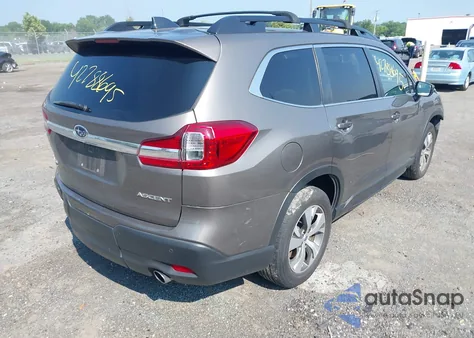 2022 Subaru Ascent Premium из США, поврежденный, VIN 4S4WMACD0N3438408